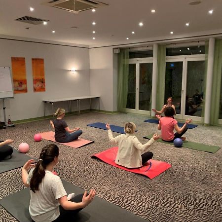 Hotel Ambiente Walldorf 왈도르프 외부 사진