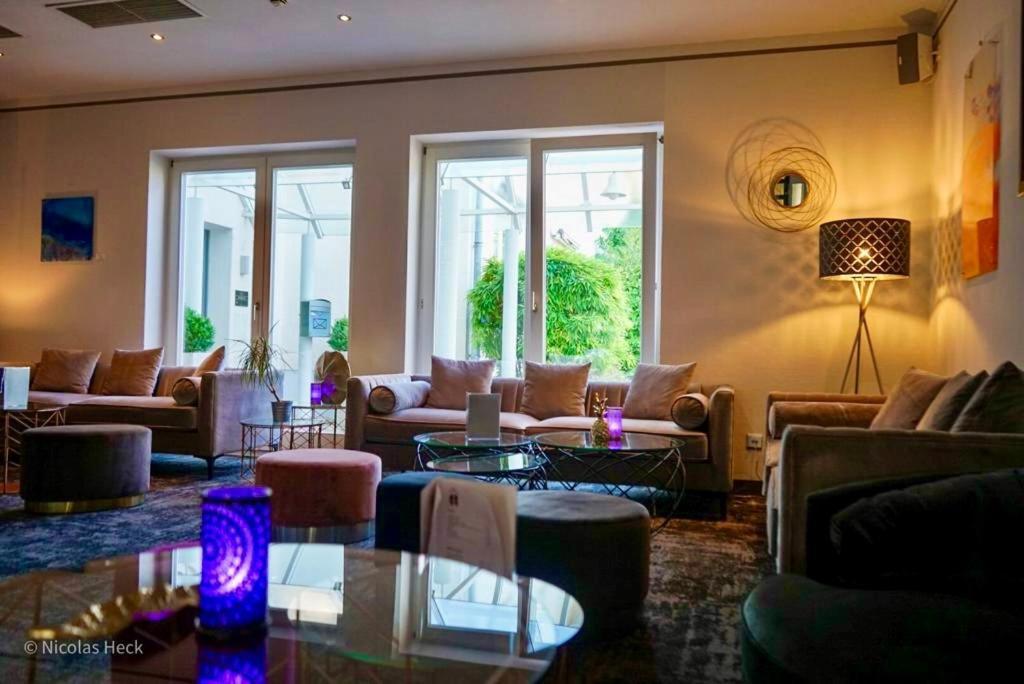 Hotel Ambiente Walldorf 왈도르프 외부 사진