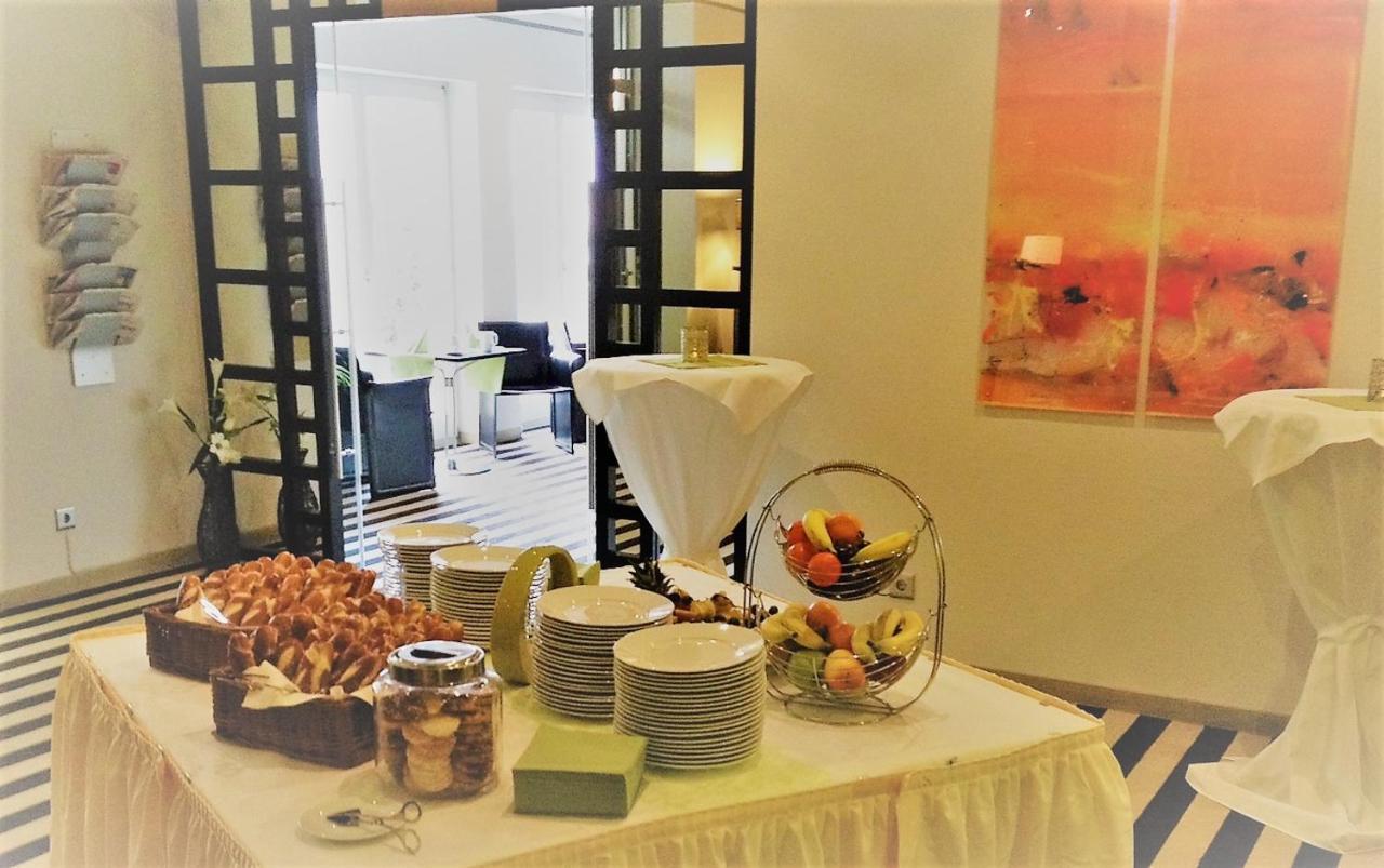 Hotel Ambiente Walldorf 왈도르프 외부 사진