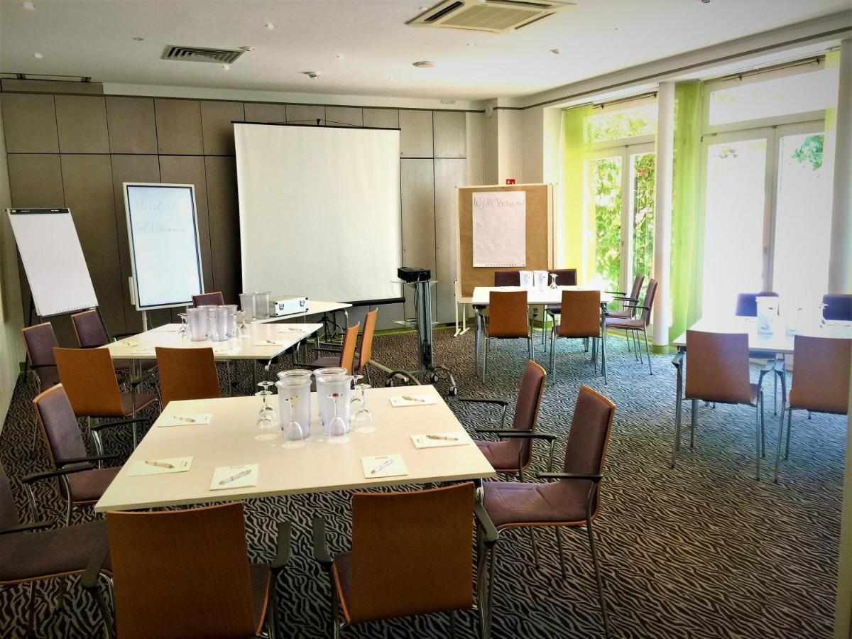 Hotel Ambiente Walldorf 왈도르프 외부 사진