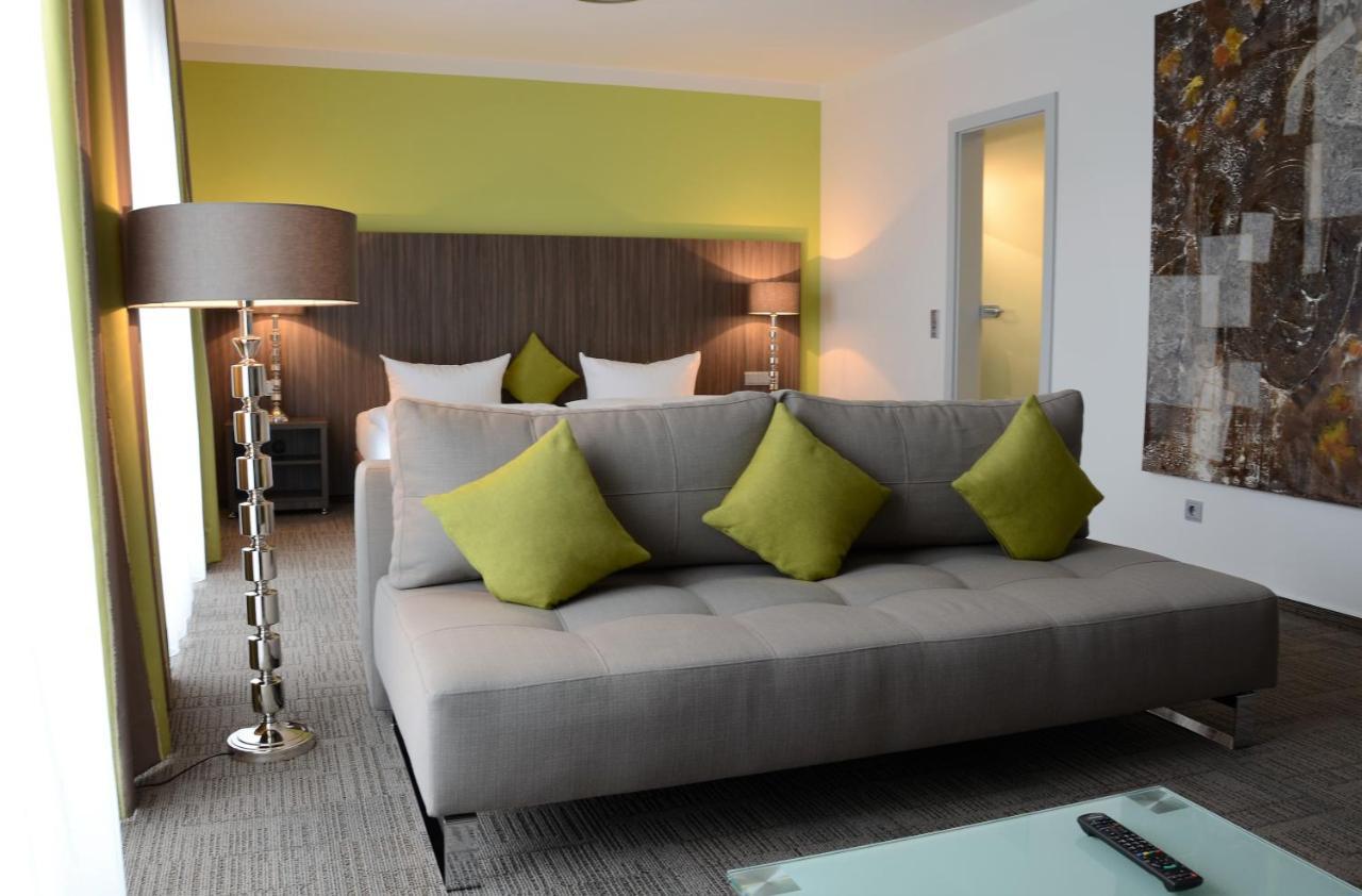 Hotel Ambiente Walldorf 왈도르프 외부 사진