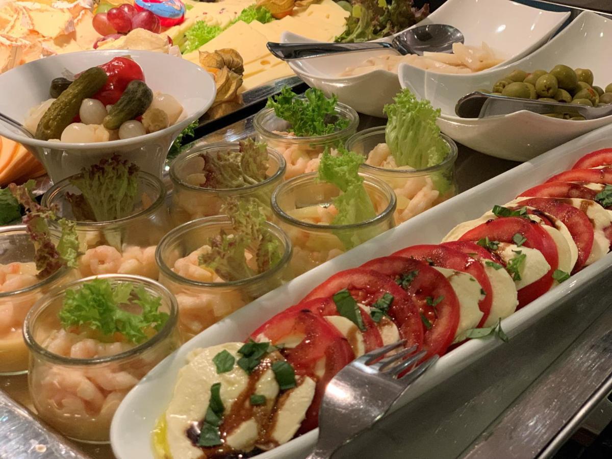 Hotel Ambiente Walldorf 왈도르프 외부 사진