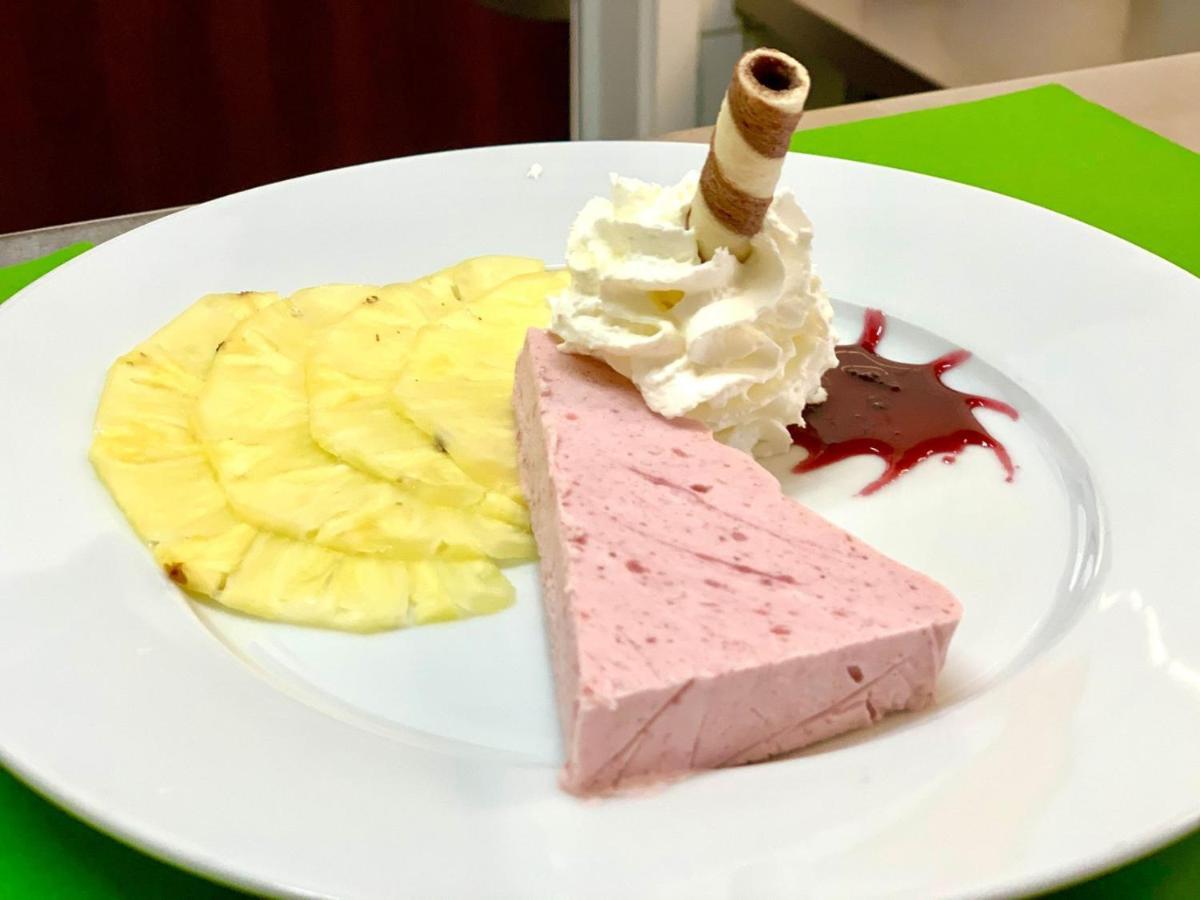Hotel Ambiente Walldorf 왈도르프 외부 사진